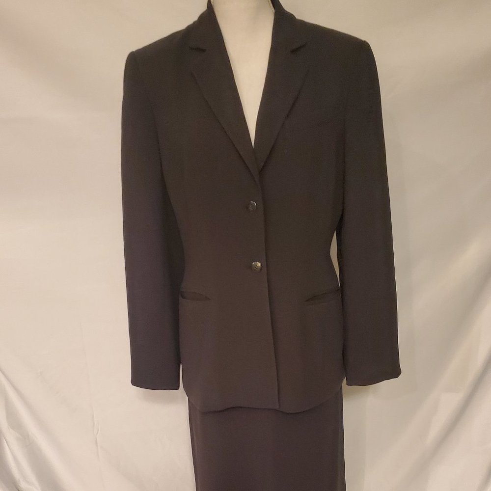 Women's Blazer with long skirt sz 8 Jones New York